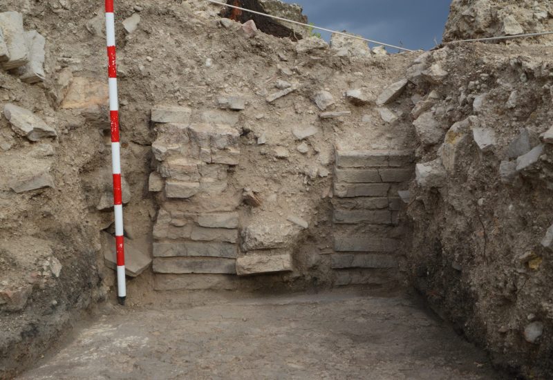 Arcos del hipocausto de una de las salas de las termas